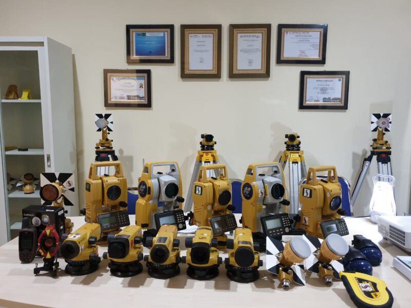 Peralatan dan Pengiriman Barang